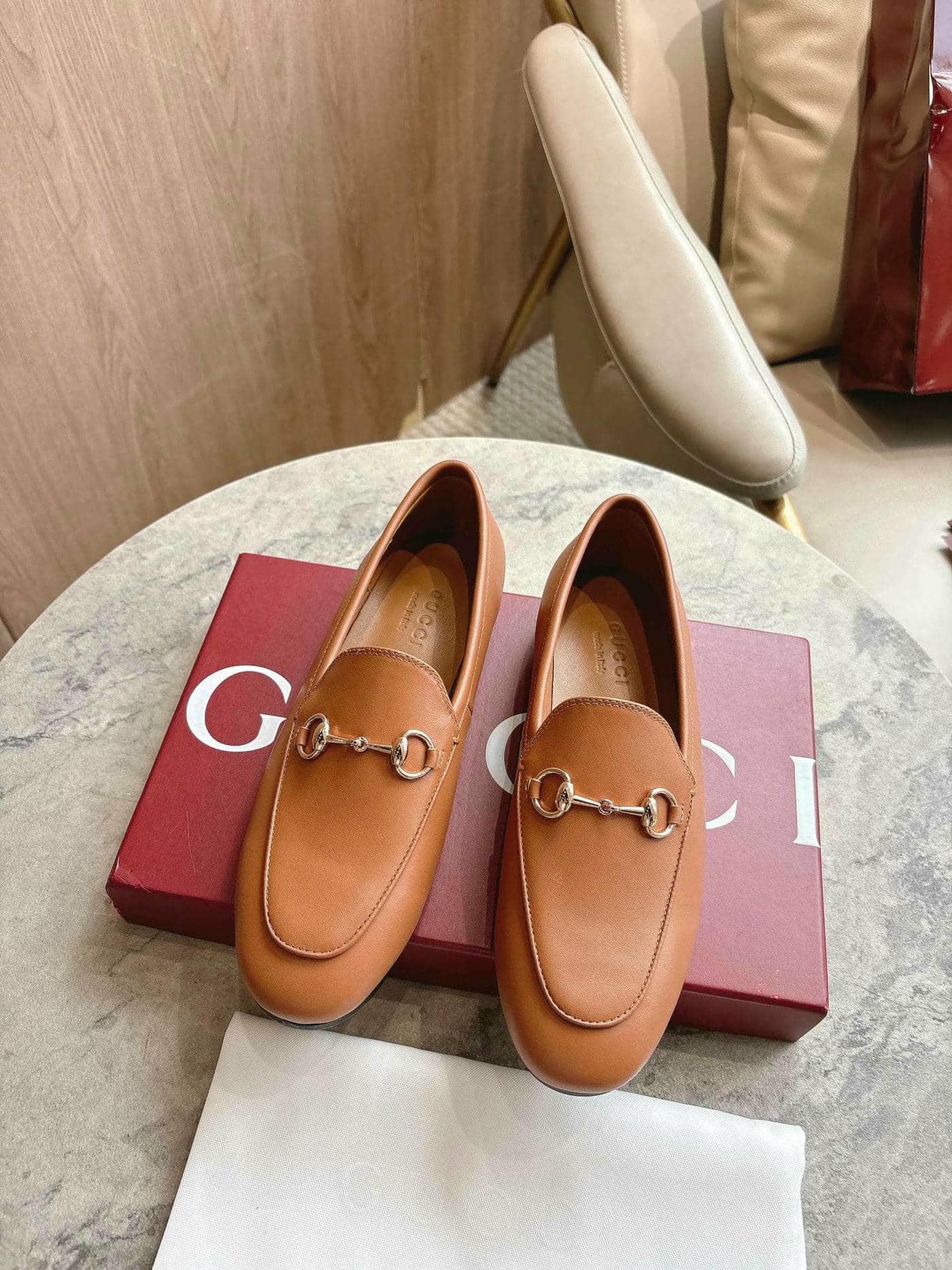 0022 Loafer